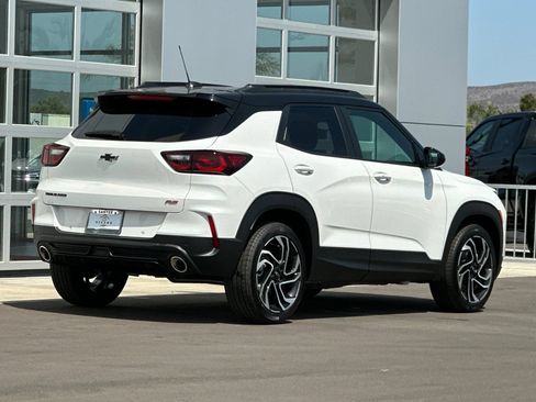 New 2026 Chevrolet TrailBlazer RS w/ Convenience Package FWD image 4