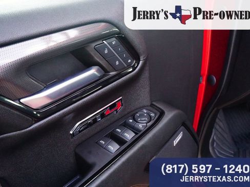 Used 2023 GMC Sierra 1500 AT4 w/ AT4 Premium Package AWD/4WD image 16