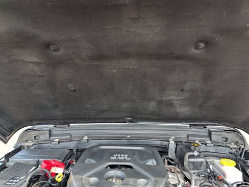 Used 2020 Jeep Wrangler Unlimited Sahara AWD/4WD image 43