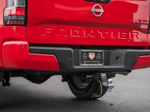 Used 2023 Nissan Frontier SV w/ Technology Package image 8