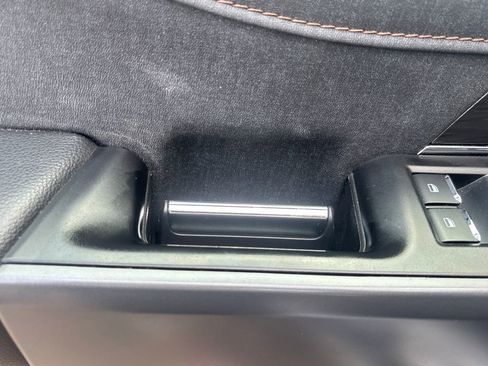 Used 2024 Ford F150 Lariat w/ FX4 Off-Road Package AWD/4WD image 9