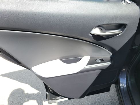 Certified 2024 Lexus UX 250h FWD image 10