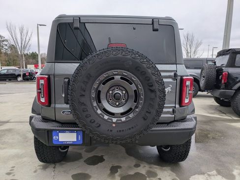New 2025 Ford Bronco Badlands image 5