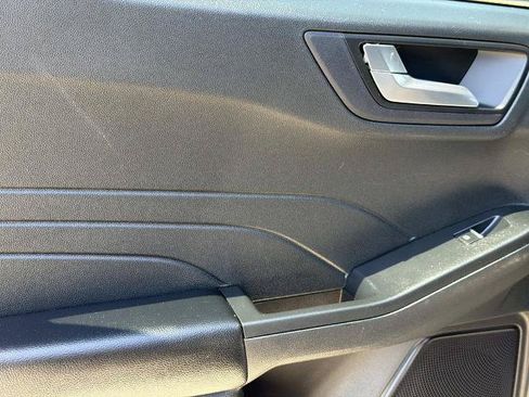 Certified 2021 Ford Escape SE w/ SE Sport Appearance Package FWD image 20