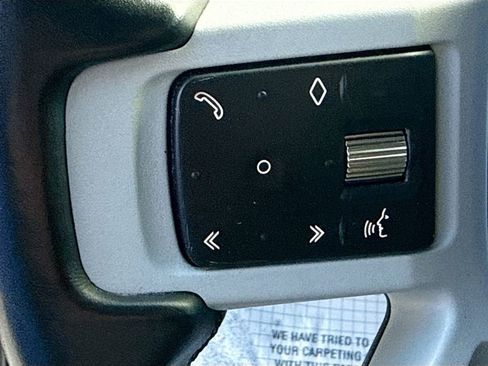 Used 2022 Land Rover Defender 110 X-Dynamic SE image 11