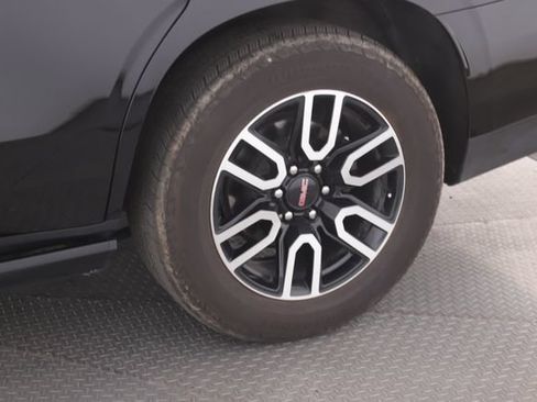 Used 2021 GMC Yukon AT4 w/ AT4 Premium Plus Package AWD/4WD image 14