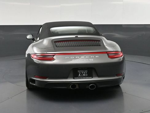 Certified 2017 Porsche 911 Carrera 4S AWD/4WD image 7