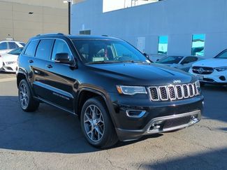 Used 2018 Jeep Grand Cherokee Limited video 3