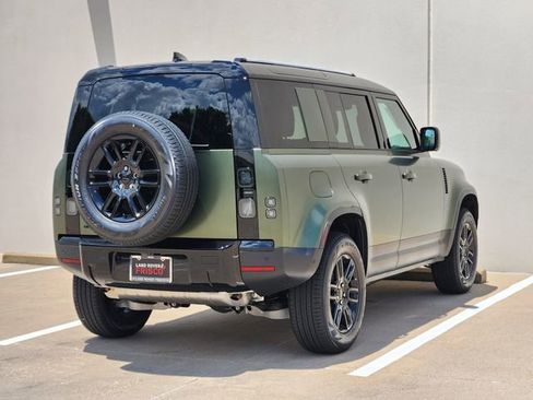 New 2026 Land Rover Defender 110 S AWD/4WD image 7