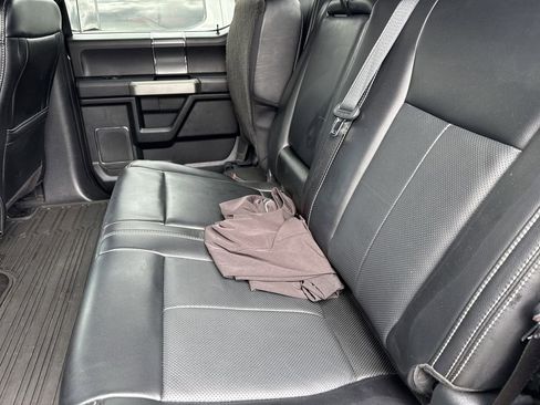 Used 2020 Ford F150 Lariat w/ Equipment Group 502A Luxury image 18