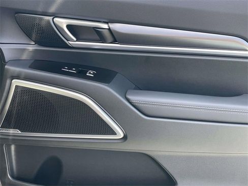 New 2025 Kia Telluride S image 17