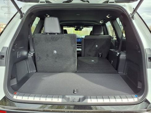 New 2026 Lexus TX 500h AWD image 34