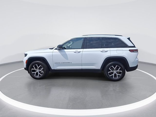Used 2024 Jeep Grand Cherokee Limited w/ Luxury Tech Group II AWD/4WD image 6