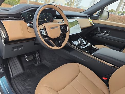 New 2026 Land Rover Range Rover Sport Dynamic SE AWD/4WD image 16