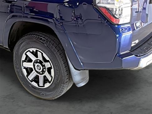 Used 2021 Toyota 4Runner TRD Off-Road Premium image 9