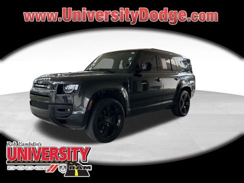 Used 2024 Land Rover Defender 130 X-Dynamic SE image 1