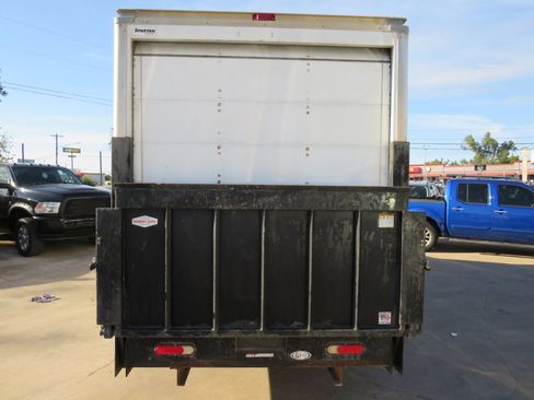 Used 2016 Chevrolet Express 3500 image 5