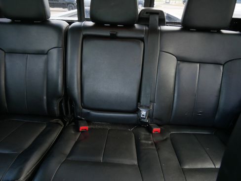 Used 2016 Ford F350 Lariat image 13