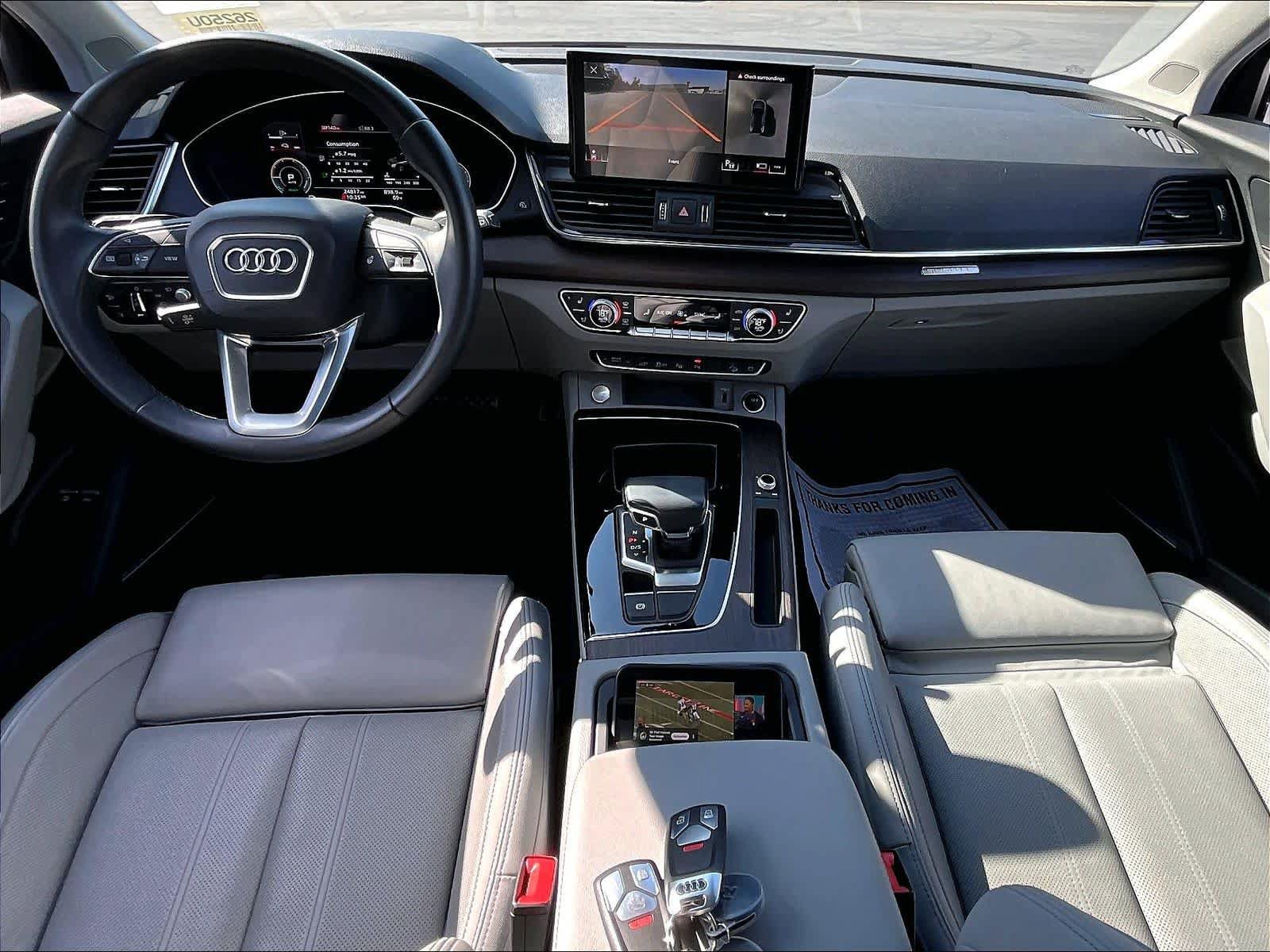 Used 2022 Audi Q5 e Prestige AWD/4WD image 17