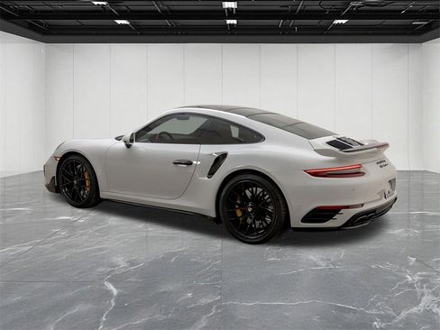 Used 2019 Porsche 911 Turbo S image 7