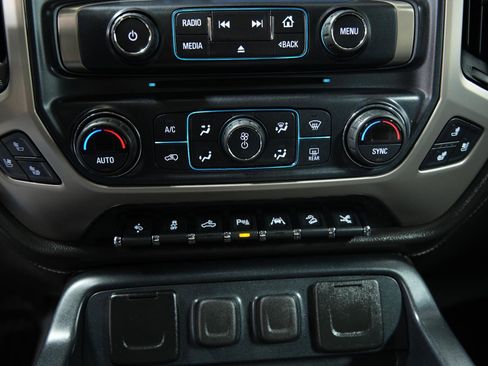 Used 2018 GMC Sierra 1500 Denali w/ Denali Ultimate Package image 40