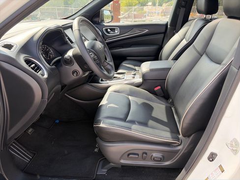Used 2020 INFINITI QX60 Luxe w/ Edition 30 Essential Package FWD image 17