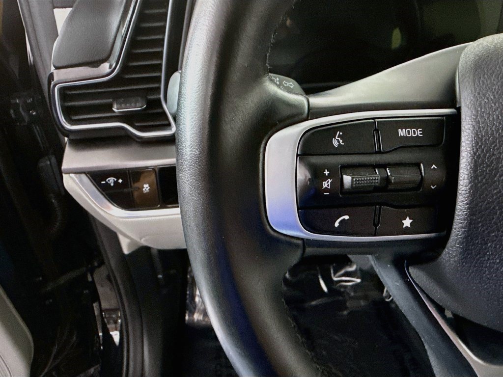 Used 2024 Kia Sportage EX FWD image 17