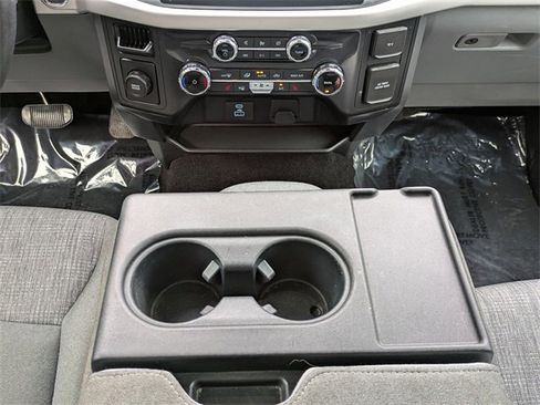 Certified 2022 Ford F150 XLT w/ Equipment Group 302A High image 19