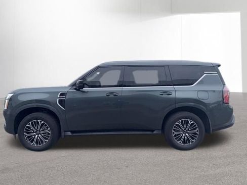 Used 2025 Nissan Armada SL w/ Captain's Chari Seat Package image 10