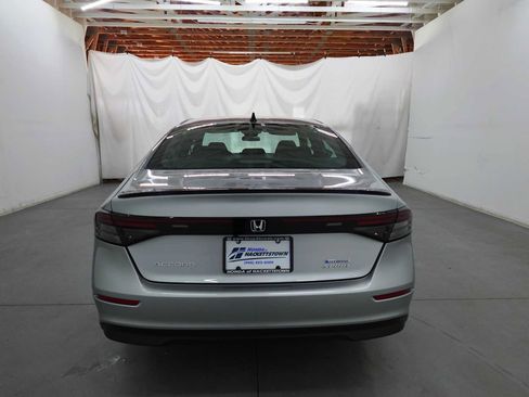 Used 2025 Honda Accord Sport image 6