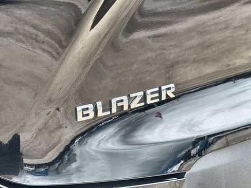 Certified 2024 Chevrolet Blazer LT w/ Convenience Package FWD image 31