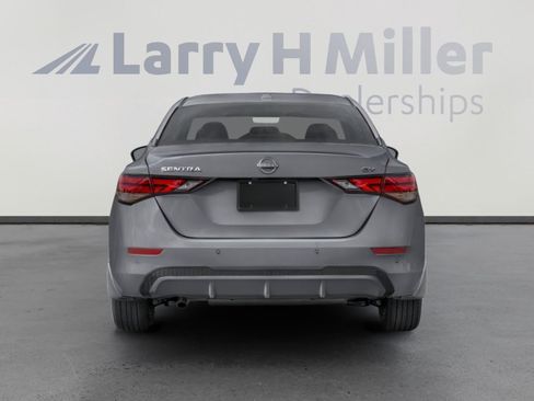 Used 2024 Nissan Sentra SV image 8