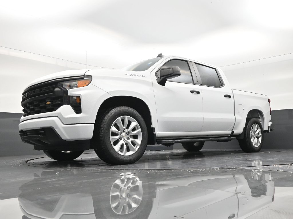 Used 2024 Chevrolet Silverado 1500 Custom RWD image 19