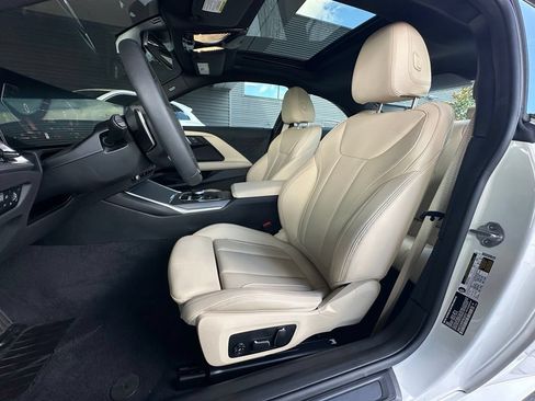 Used 2026 BMW 230i Coupe w/ Premium Package RWD image 11