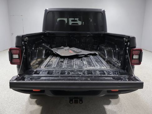 Used 2021 Jeep Gladiator Mojave w/ LED Lighting Group AWD/4WD image 4