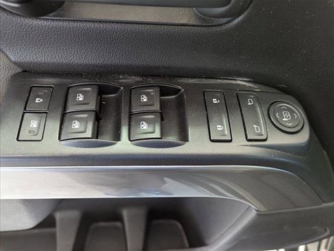 Used 2018 Chevrolet Silverado 1500 LT w/ All Star Edition image 10