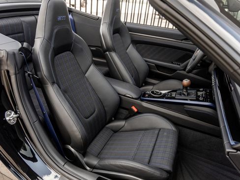 Certified 2026 Porsche 911 Carrera T image 36