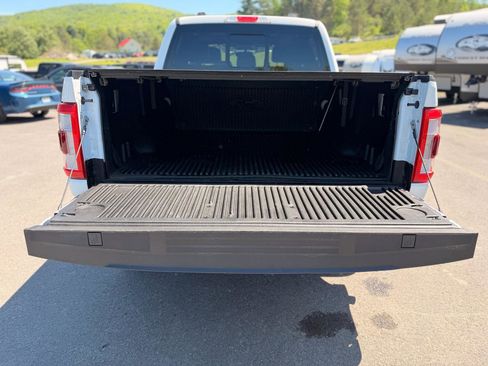 Used 2022 Ford F150 Lariat w/ Equipment Group 502A High AWD/4WD image 17