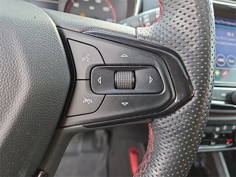 Used 2023 Chevrolet TrailBlazer RS w/ Sun and Liftgate Package image 23