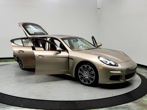 Used 2016 Porsche Panamera Edition w/ Premium Package Plus image 10