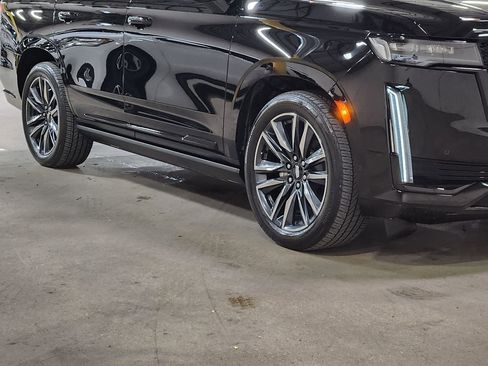 Used 2024 Cadillac Escalade Sport Platinum image 16