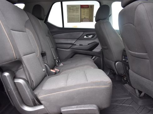 Used 2020 Chevrolet Traverse LS FWD image 17