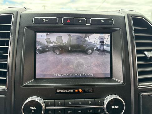 Used 2020 Ford Expedition Max Limited RWD image 25