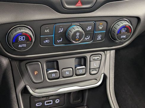 Used 2020 GMC Terrain Denali image 27