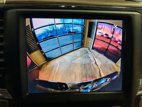 Used 2018 RAM 2500 Laramie image 17