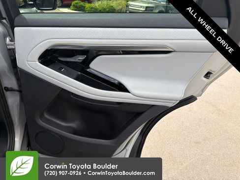 Used 2023 Land Rover Range Rover Evoque S AWD/4WD image 14