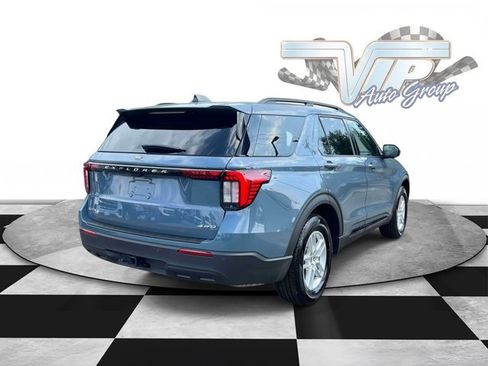 Used 2026 Ford Explorer Active AWD/4WD image 6
