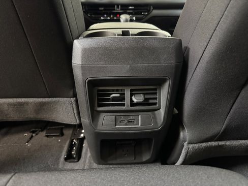 New 2026 GMC Canyon Elevation w/ Convenience Package image 18