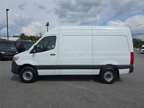 New 2025 Mercedes-Benz Sprinter 2500 image 10