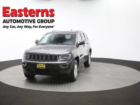 Used 2020 Jeep Grand Cherokee Laredo AWD/4WD image 52